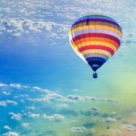 Фреска Воздушный шар в небе